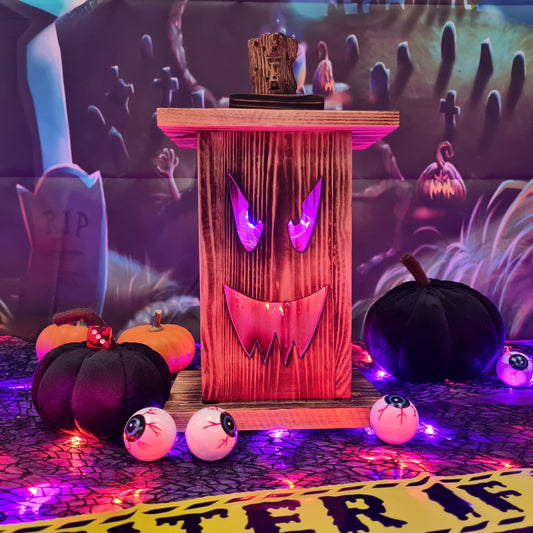 Rustic Hallowe'en Lantern - Reclaimed Pallet Wood with LED Lights